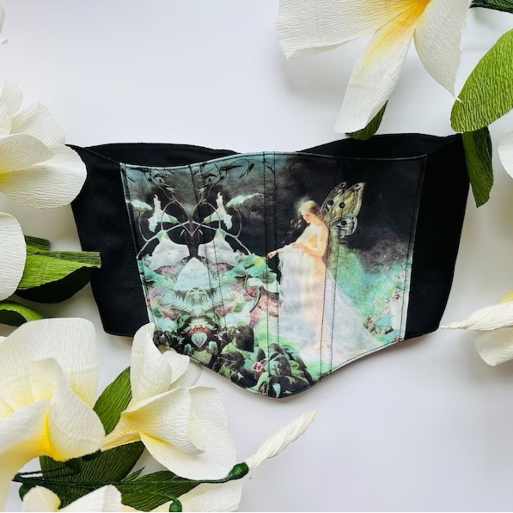 Under Bust Corset “Nymph”